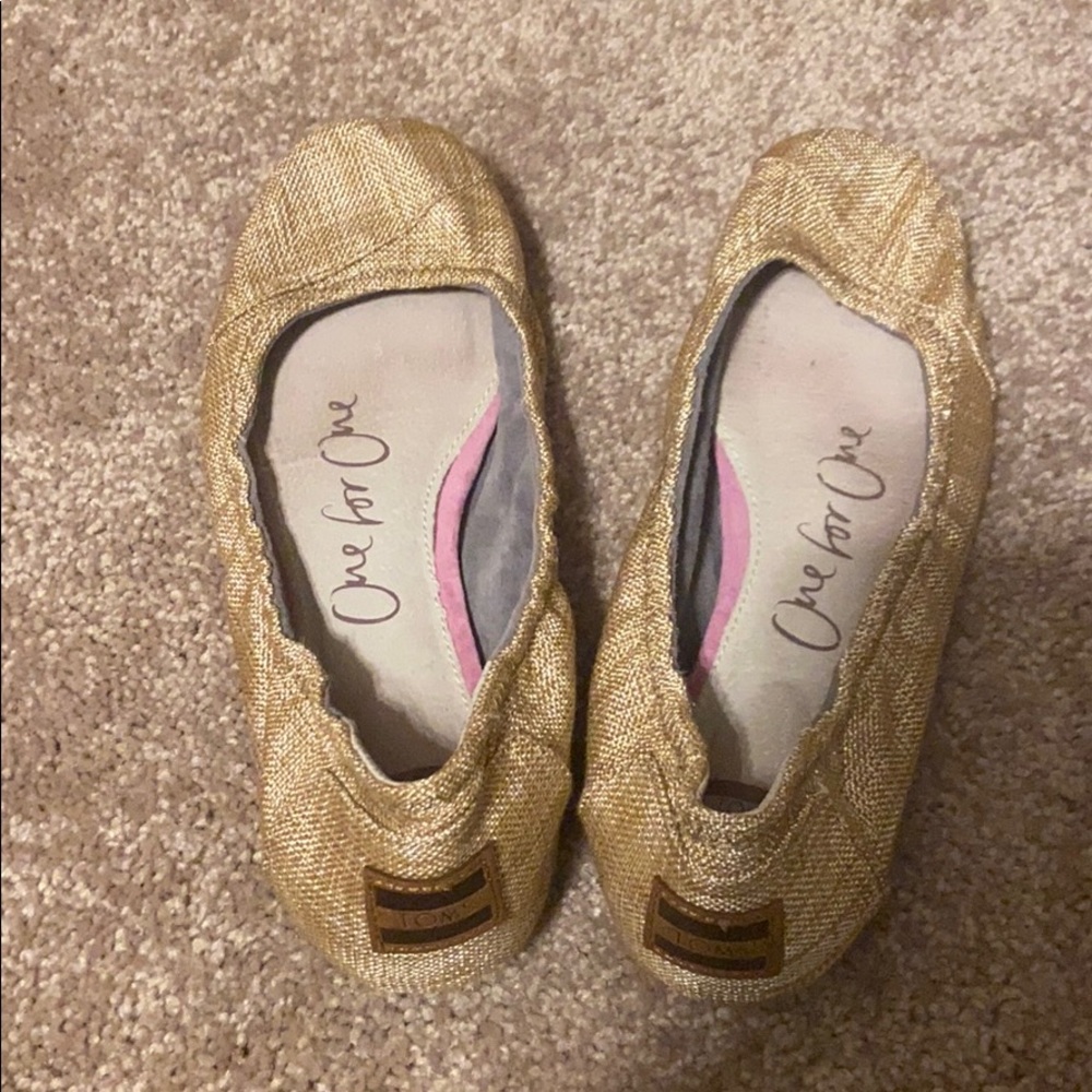 Great condition still lots of love left!